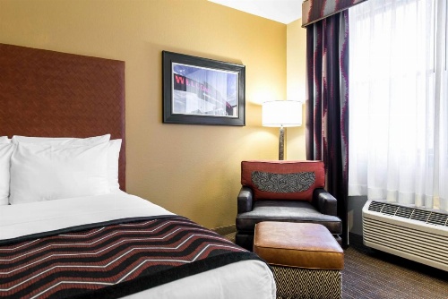 The Golden Hotel, Ascend Hotel Collection image 2