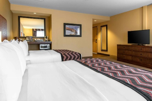 The Golden Hotel, Ascend Hotel Collection image 5